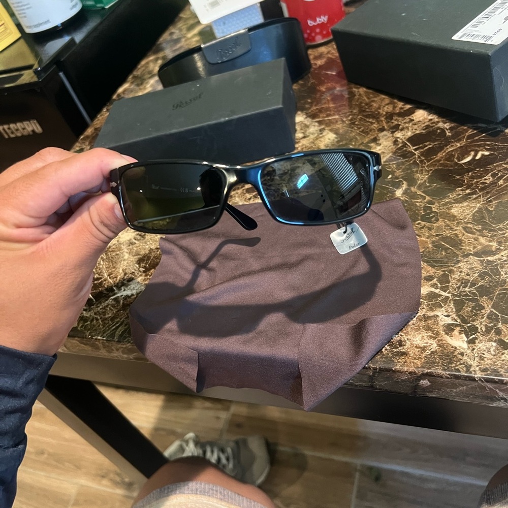 Persol Sunglasses 2747s - Picture 4 of 8